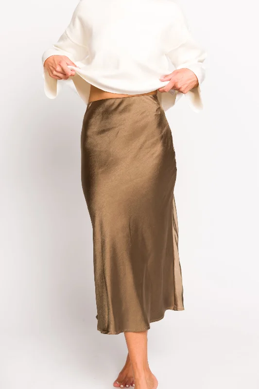 Manhattan Dream Woven Midi Skirt in Chocolate