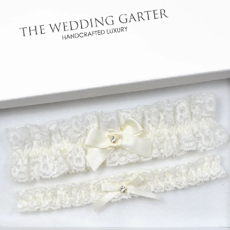 Irene Romantic Ivory Lace Bridal Garter Set For Wedding (2 Colours)