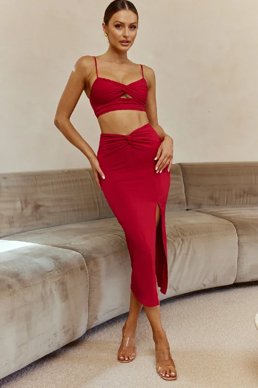 One Night Only Twist Bust Cami Strap Crop Top Wine