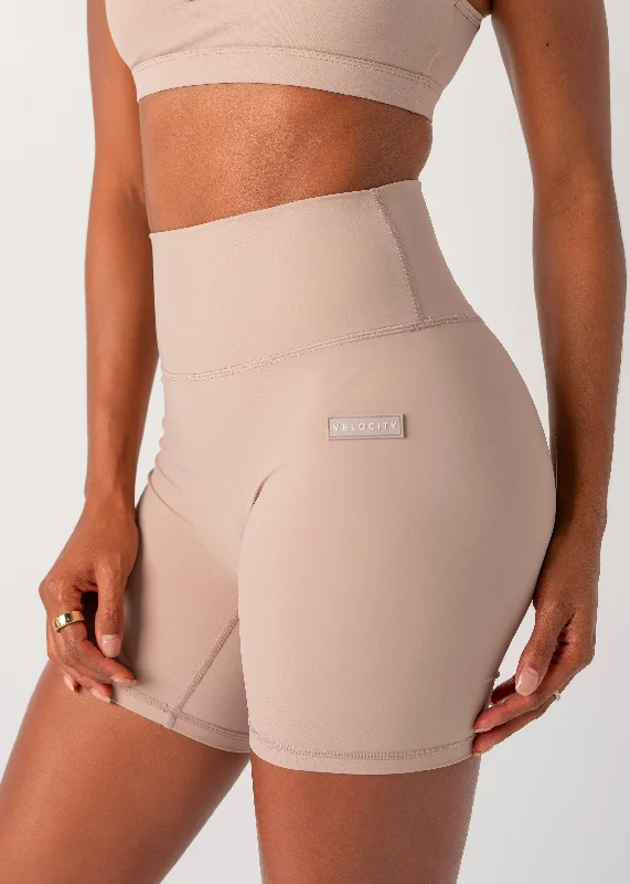 SS SEAMLESS SHORTS - BEIGE